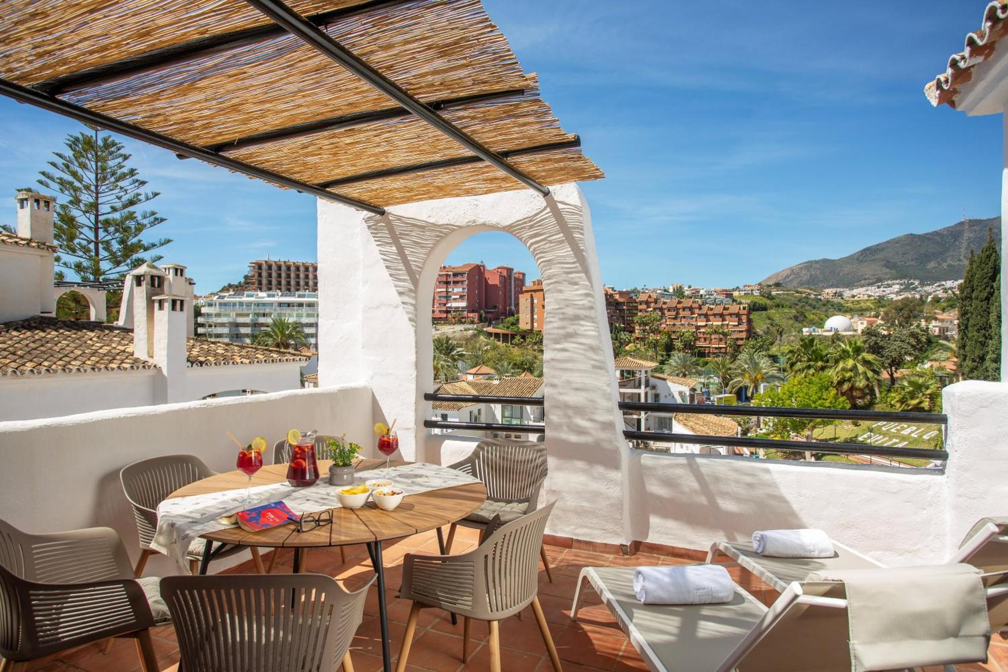 Pueblo Evita Premium Suites Benalmádena Εξωτερικό φωτογραφία