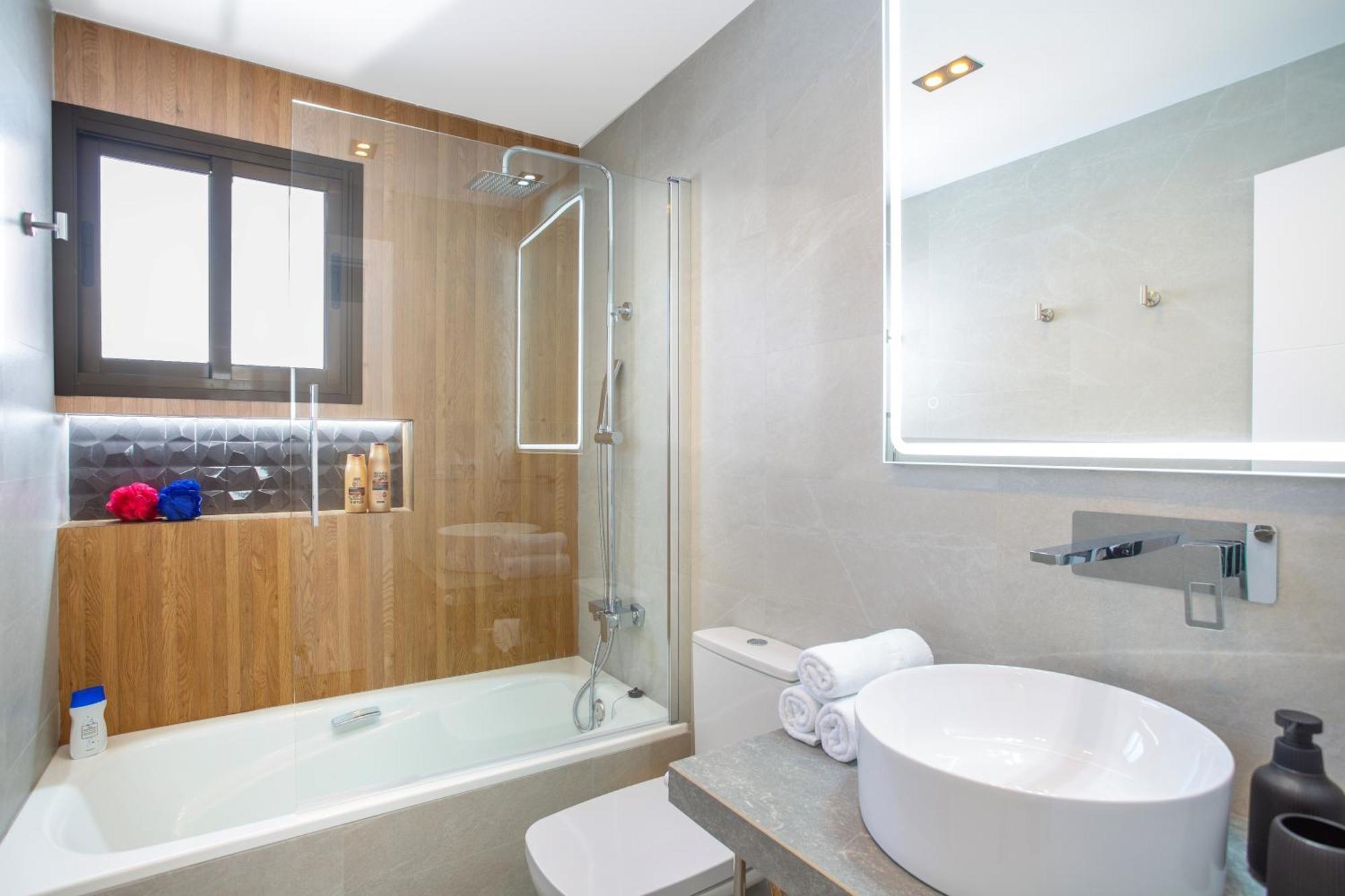 Pueblo Evita Premium Suites Benalmádena Εξωτερικό φωτογραφία