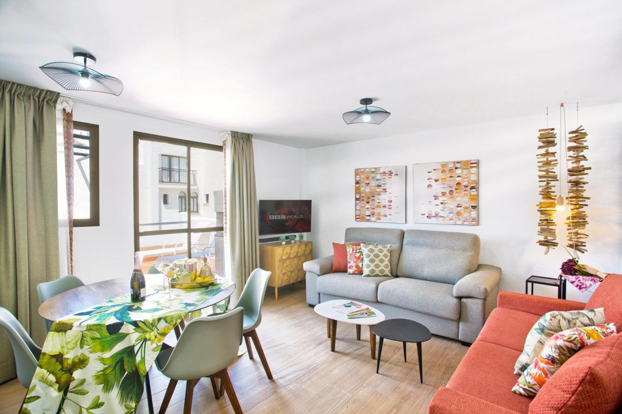 Pueblo Evita Premium Suites Benalmádena Εξωτερικό φωτογραφία