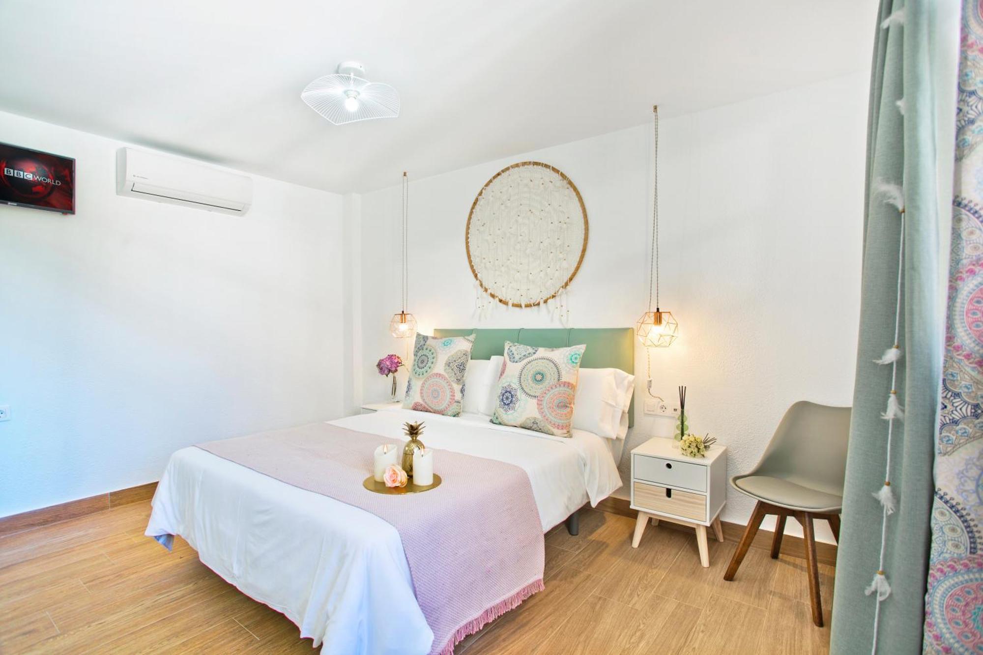 Pueblo Evita Premium Suites Benalmádena Εξωτερικό φωτογραφία