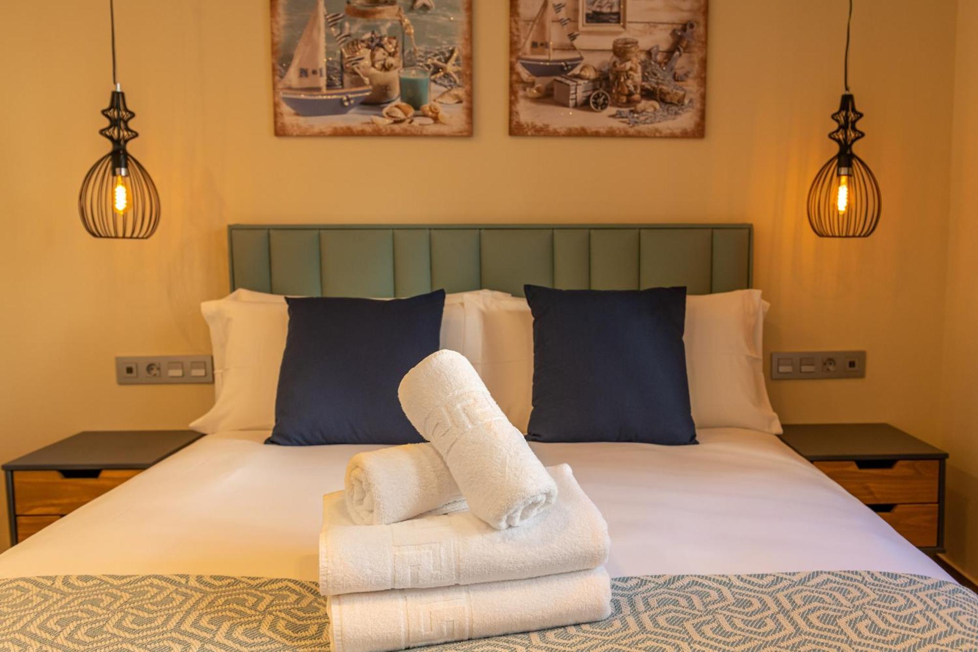 Pueblo Evita Premium Suites Benalmádena Εξωτερικό φωτογραφία