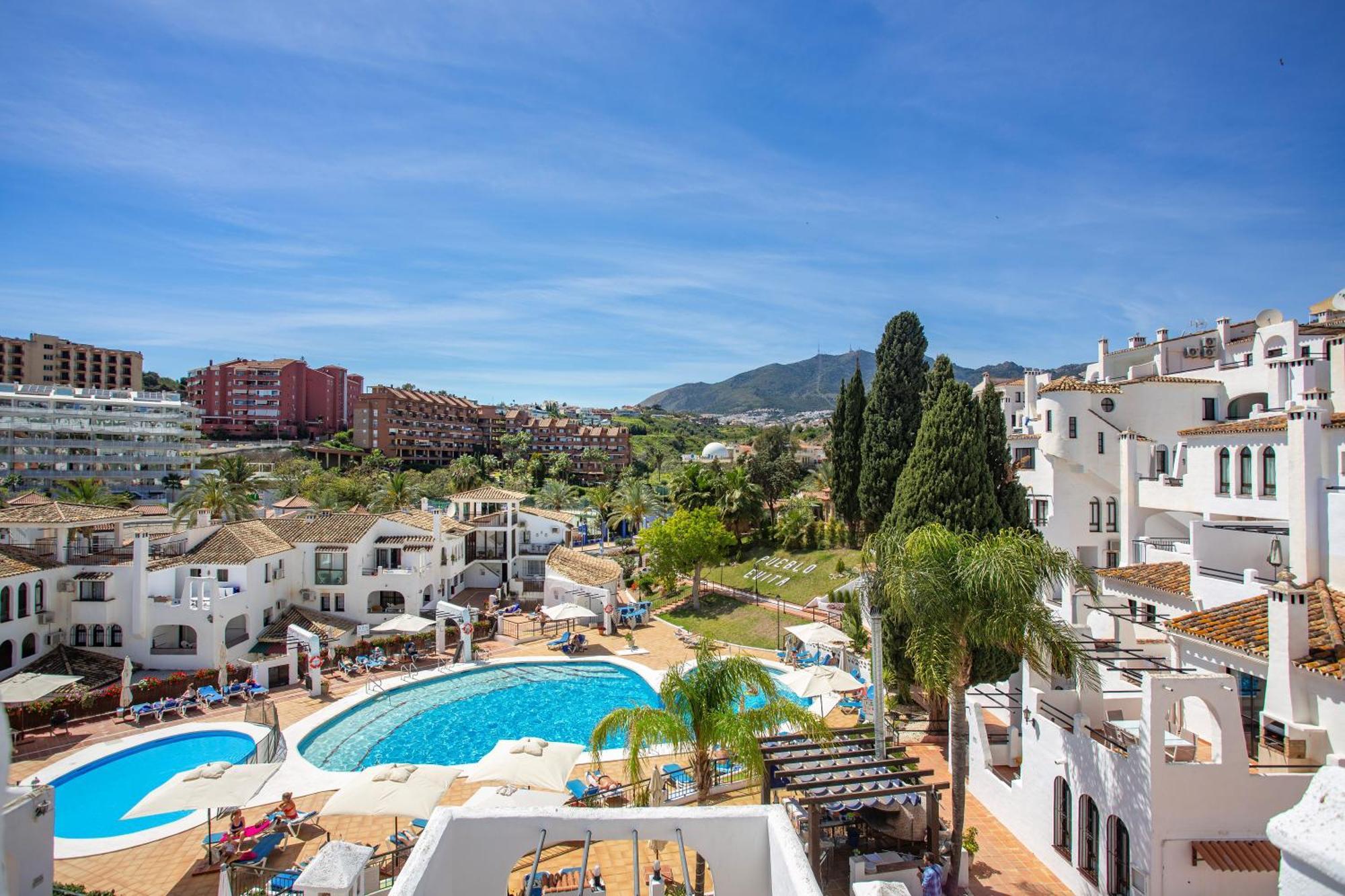 Pueblo Evita Premium Suites Benalmádena Εξωτερικό φωτογραφία